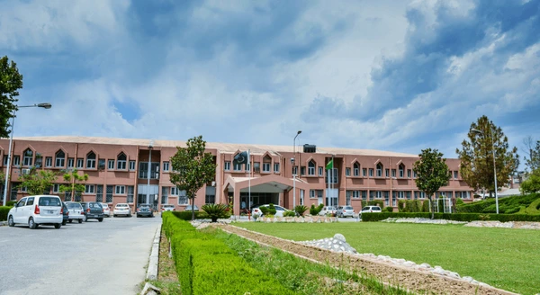 Top 12 Medical Universities in Pakistan 2026